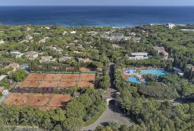 Al Forte Village Resort il primo Tennis Clinic targato FST